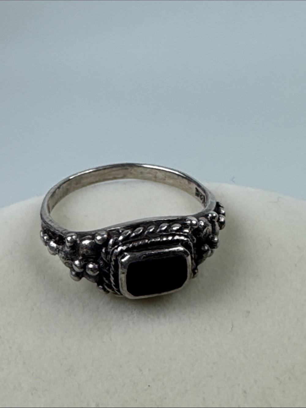 Sterling Silver 925 Black Stone Ornate Ring Size 5
